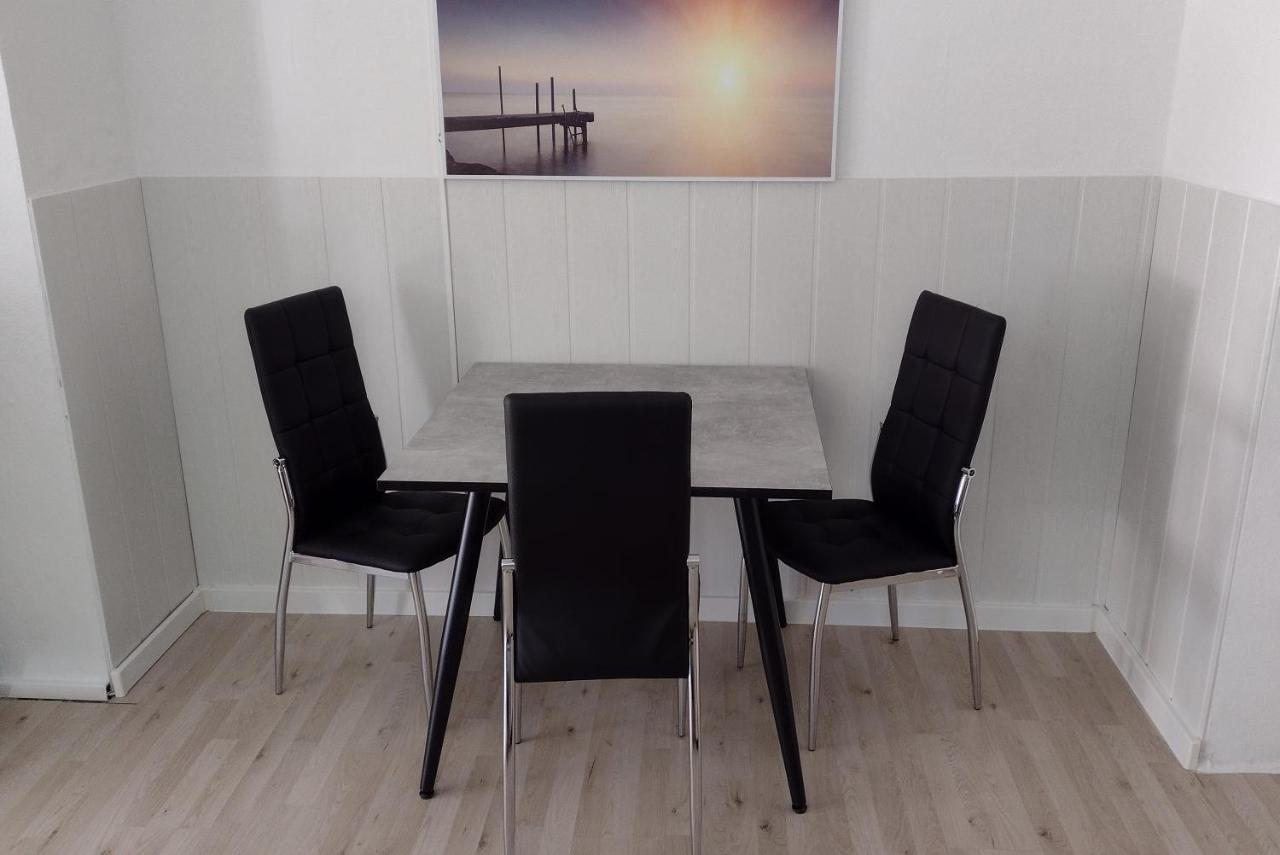 Kleines Gemuetliches Apartment In Zentraler Lage Prien am Chiemsee Eksteriør billede